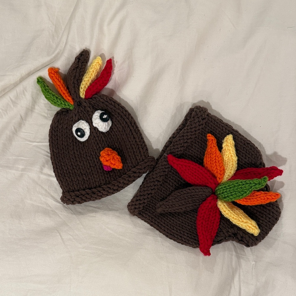 Colorful Knit Turkey Hat and Bloomer Set